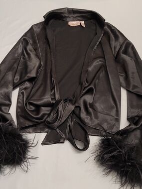 Willow & Root Satin Feather Cuff Tie Front Crop Top Black S